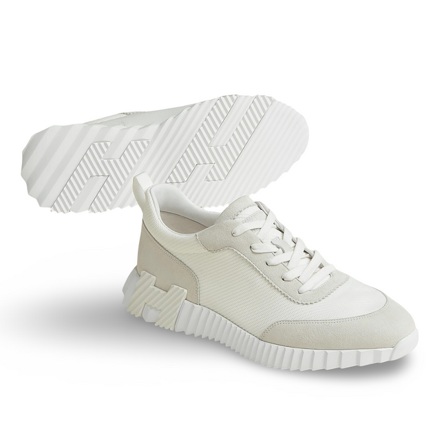 Bouncing Sneaker