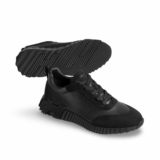Bouncing Sneaker