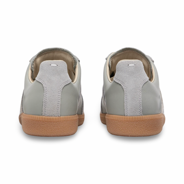 Gats in Grey
